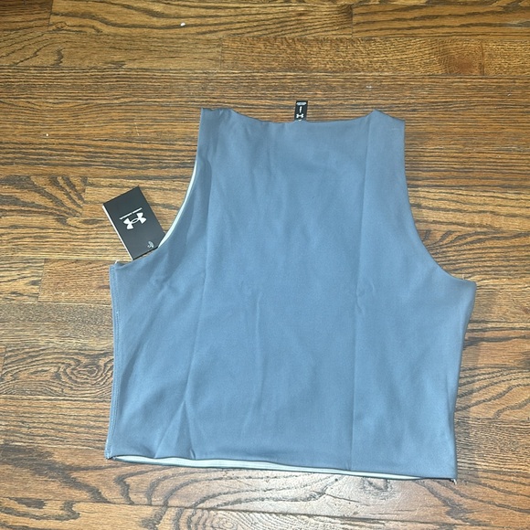 Movement Fitted Crop Tank - Picture 3 of 3